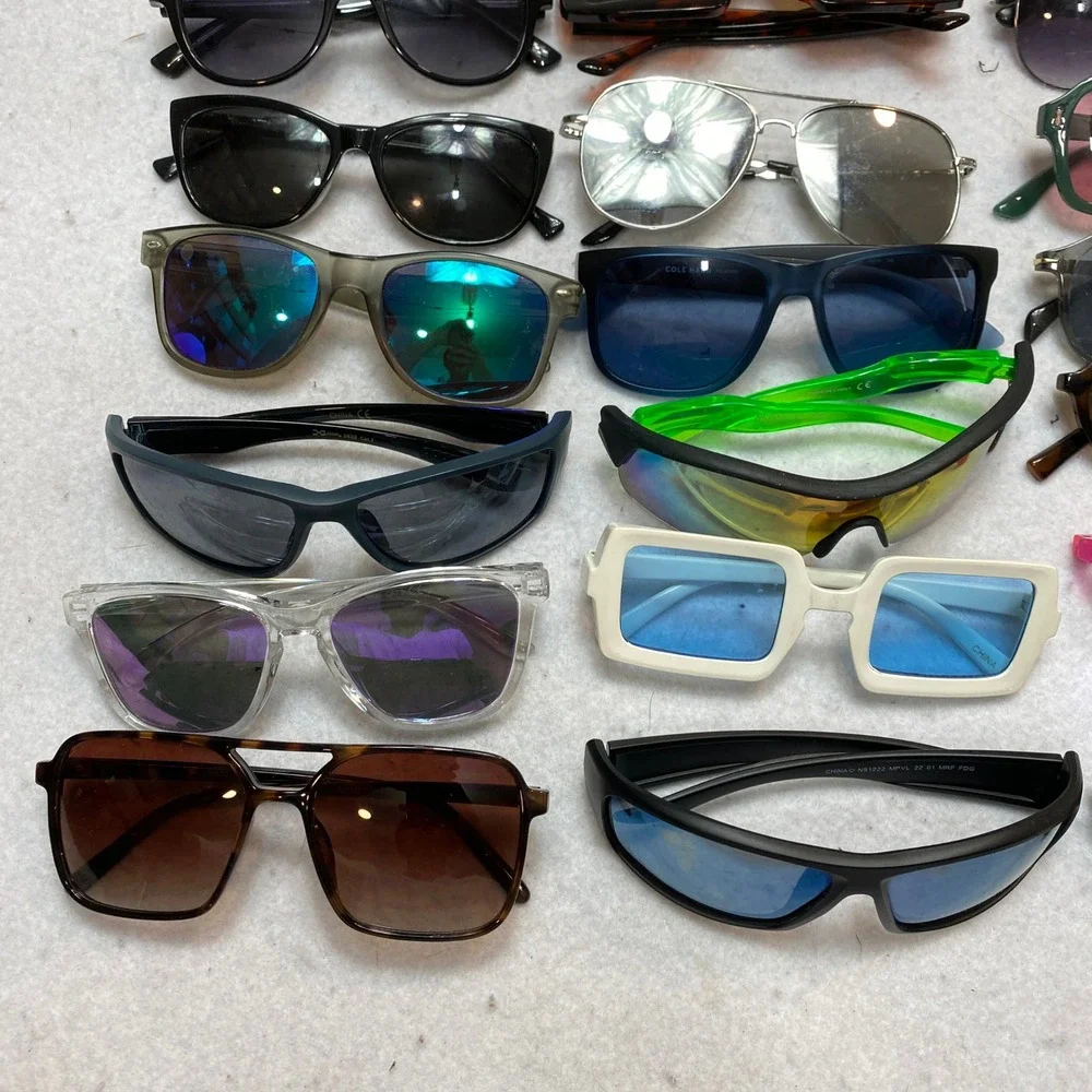 Lot Of 20 Mixed Sunglasses Unisex OS Multi Aviator Sport Shield Bundle
